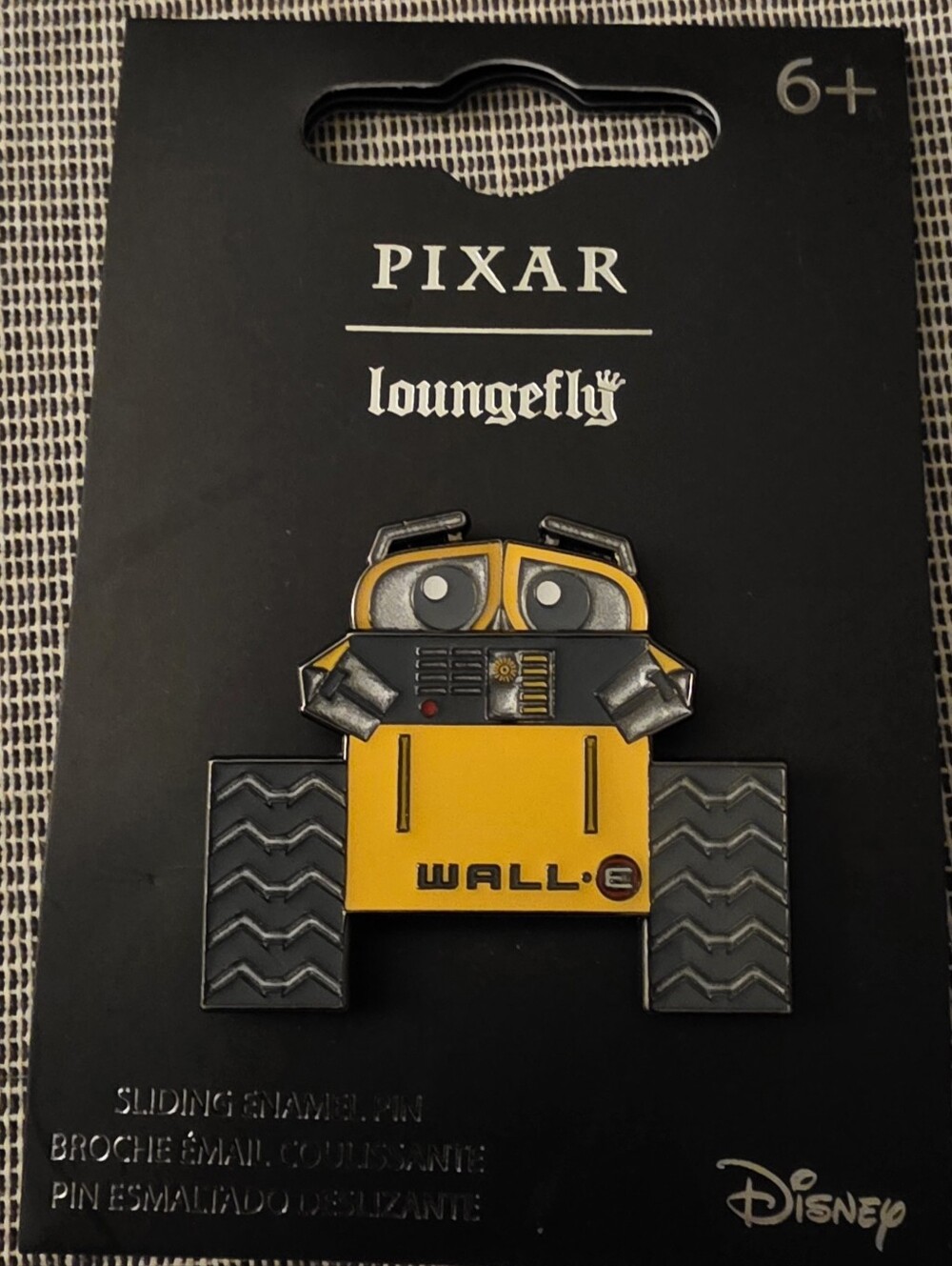 Disney Wall-E Pin - New On Card